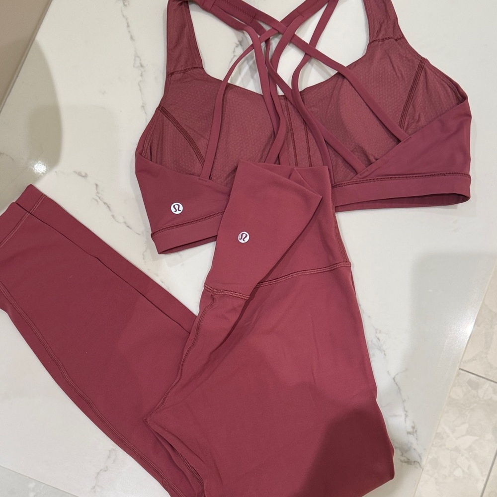 Lululemon Sports Bra and Leggings Set - Mauve - Picture 5 of 5
